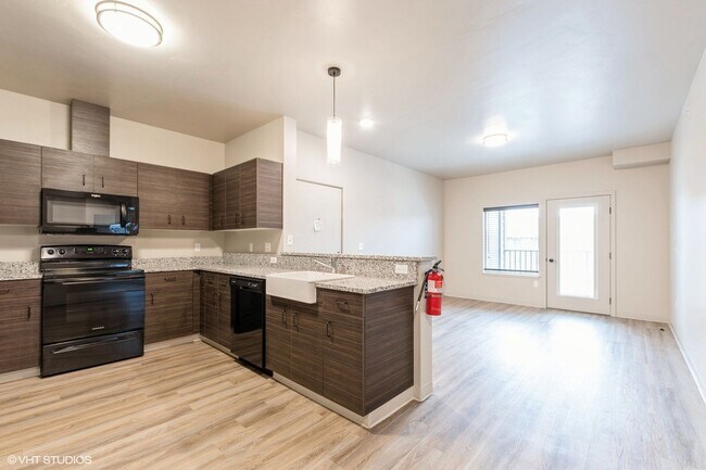 Foto del edificio - 2 Bedroom / 1 Bathroom Apartment!