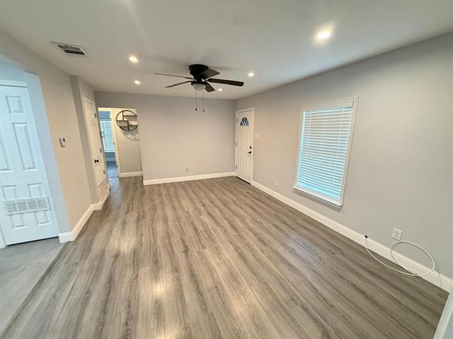 Building Photo - 1605 Crestridge Dr