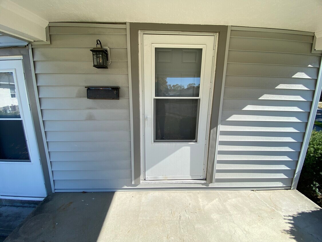 213 S 8th Ave, Beech Grove, IN 46107 House Rental in Beech Grove, IN