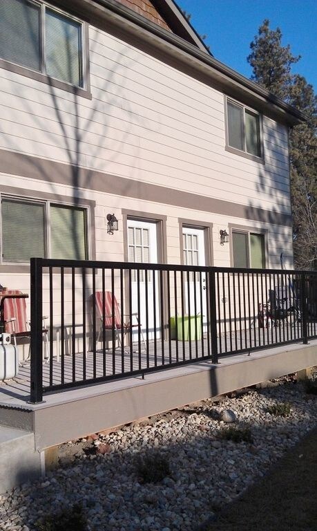 Primary Photo - 916-920 West Pirate Lane