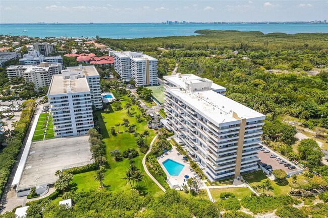 Foto del edificio - 199 Ocean Ln Dr