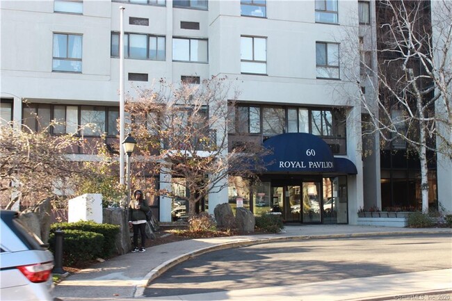 Building Photo - 60 Strawberry Hill Ave