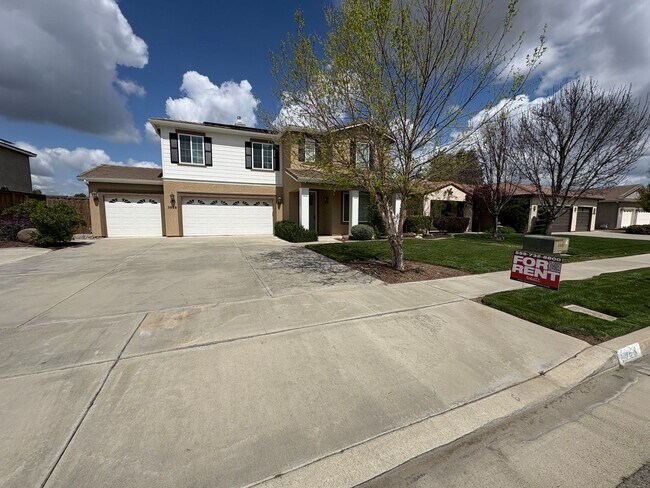 Foto del edificio - 5928 W Whitley Ave