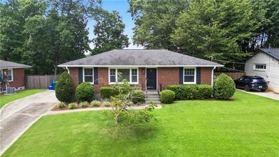 Building Photo - 914 Willivee Dr