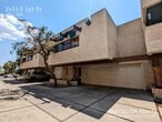 Foto principal - 2453 E 1st St