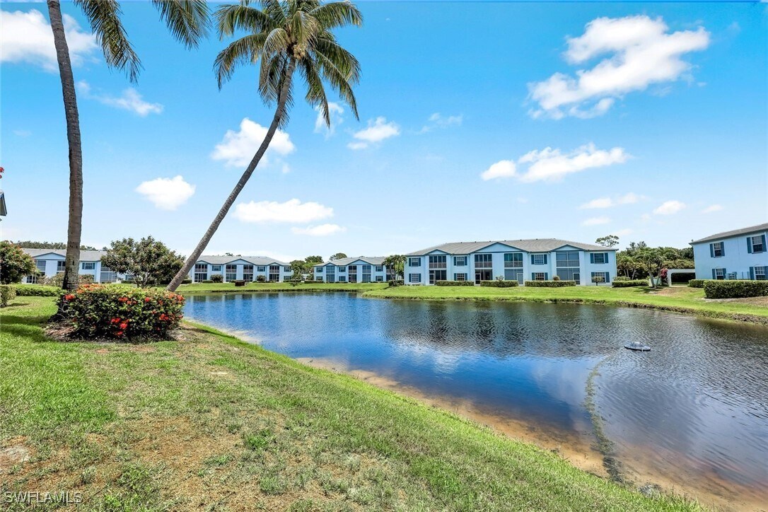 Foto del edificio - 832 Tanbark Dr