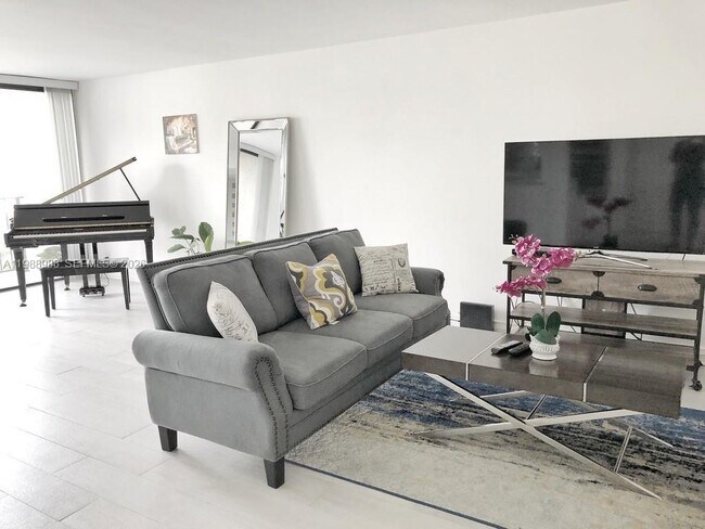 Foto del edificio - 400 Leslie Dr