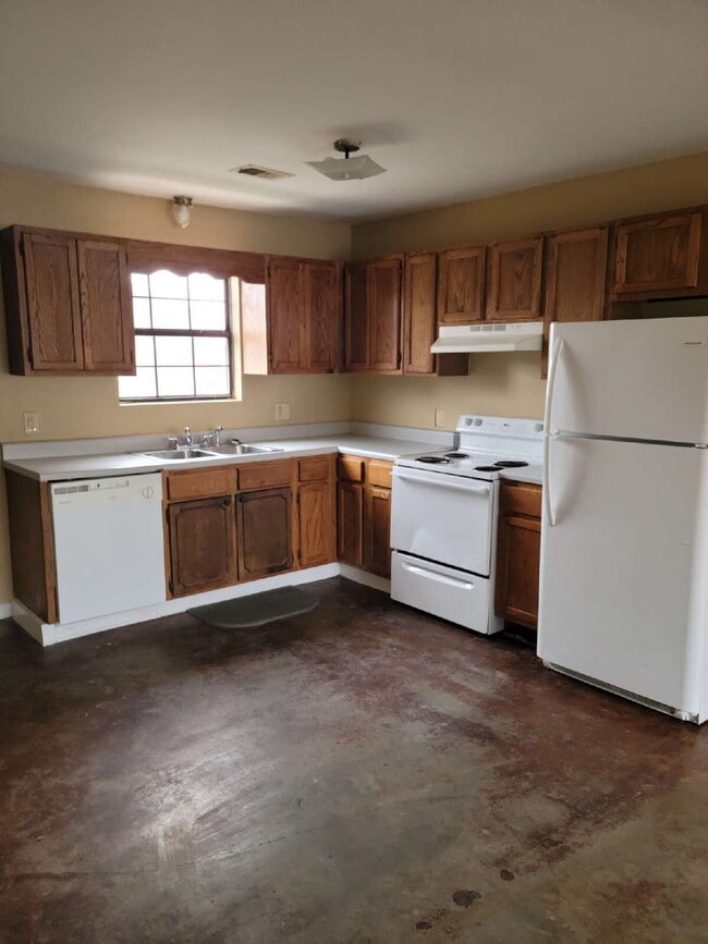 Building Photo - Cozy 2-Bedroom Gem in Bono, AR - Perfect Space with 1 Bath!