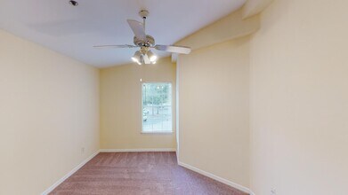 Interior Photo - Arbors at Lee Vista