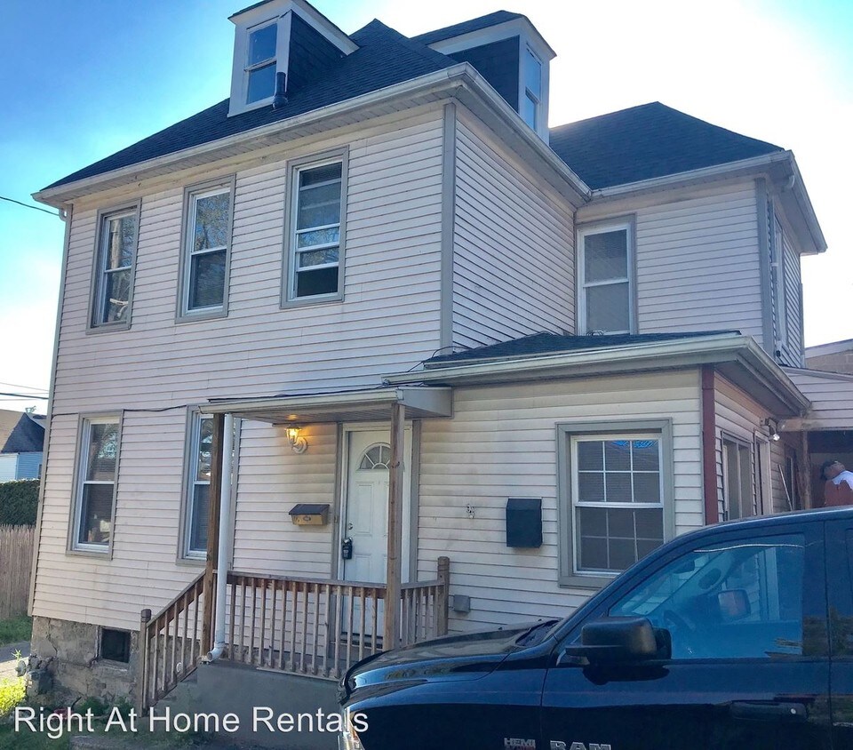 Foto principal - 3 br, 1 bath House - 118 N Mulberry Street