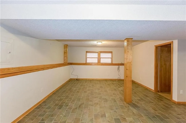 Building Photo - 1305 NE 105th Terrace