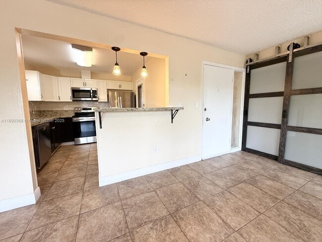 Building Photo - 7711 SW 56th St