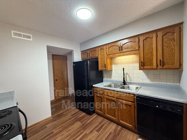 Foto del edificio - 3415 NW Duncan Rd