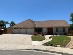 Building Photo - 2579 Pepperwood Dr