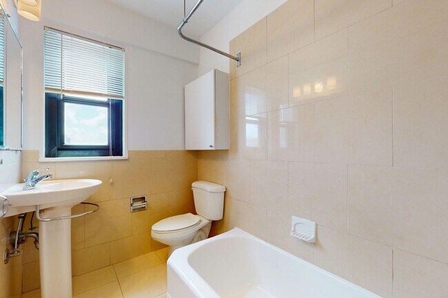 Interior Photo - Parc Frontenac