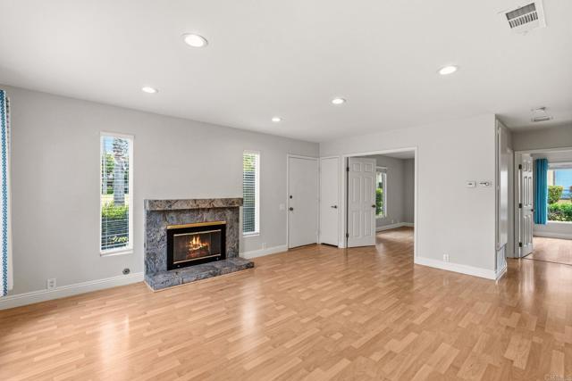 Foto del edificio - 10575 Caminito Glenellen