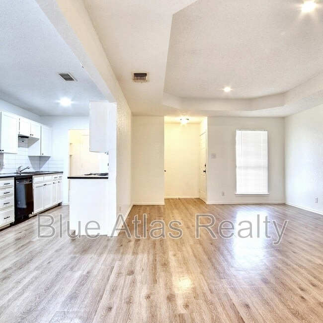 Foto del edificio - 1817 San Rafael St