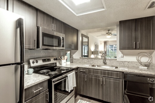 2 habitaciones, 2 baños, B2 - Rosemont Siena Cove