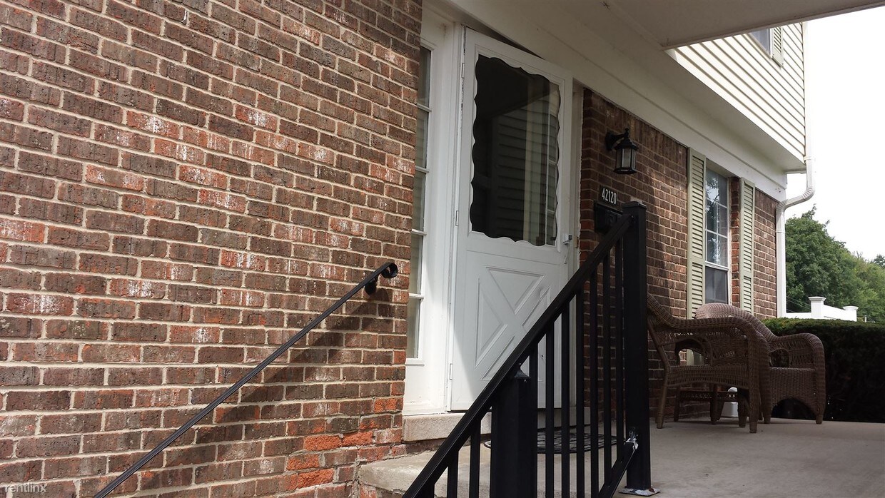 42120 Pellston Dr, Northville, MI 48167 Condo for Rent in Northville