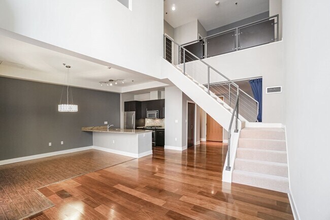 Foto del edificio - 735 Harrison Ave