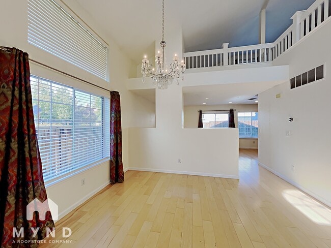 Foto del edificio - 5432 Crimson Cir