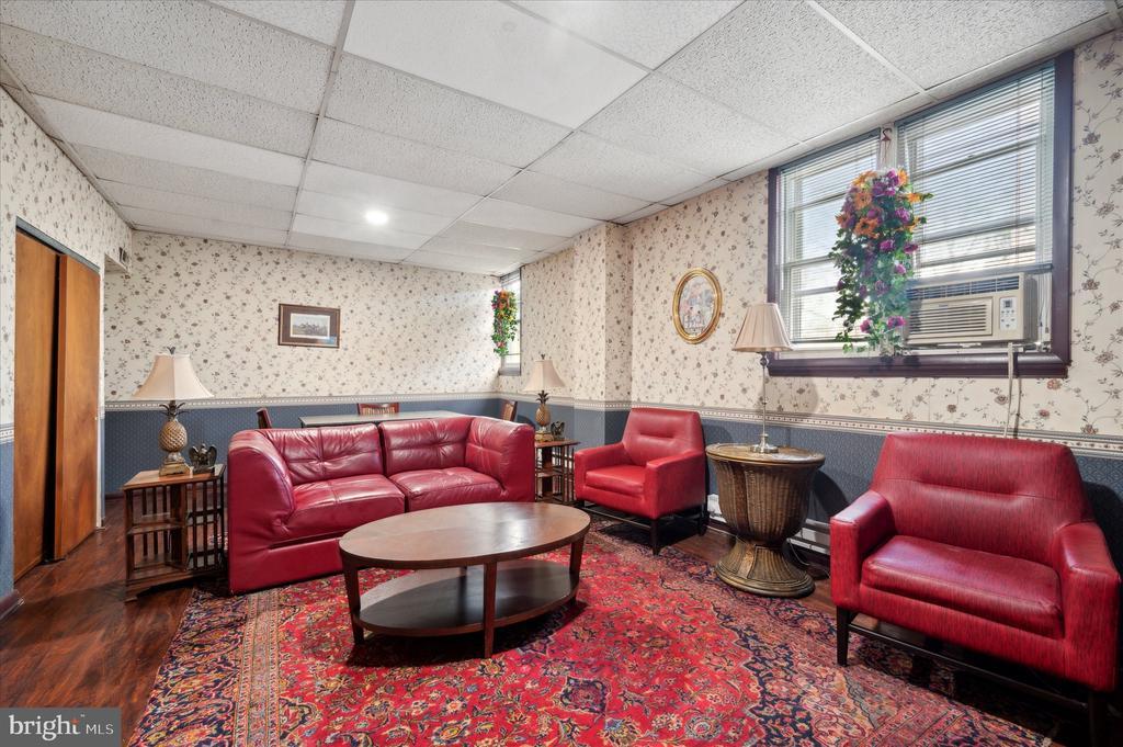 Foto del edificio - 230 N 65th St