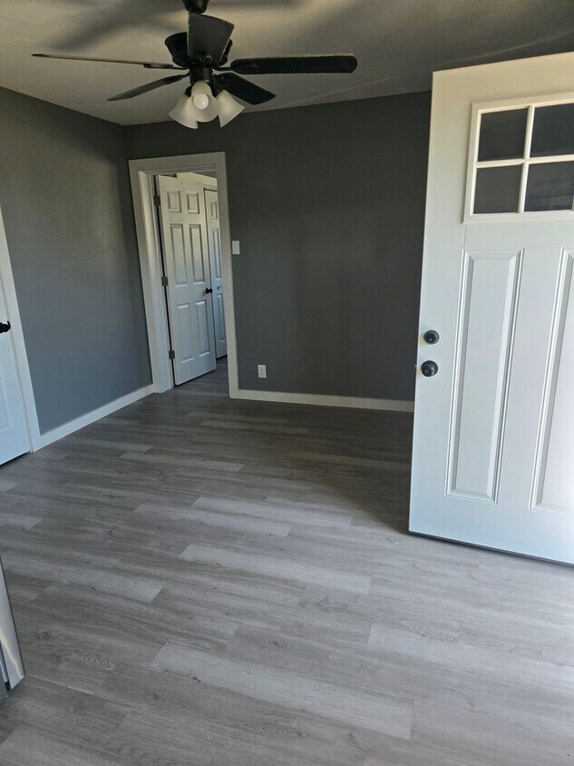 Primary Photo - Newly Renovated 1 bed/ 1 bath