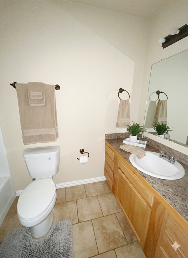 Foto del edificio - Close to school/Neighborhood surrounded by trees/Cozy