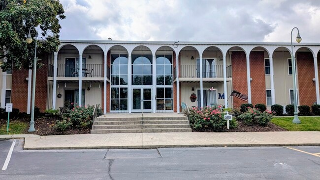 Building Photo - North Shore