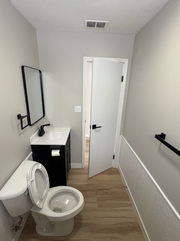 Foto del edificio - 1669 Seaman Rd