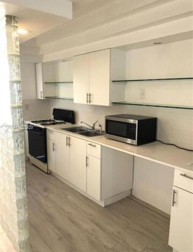 Foto del edificio - 525 Meridian Ave