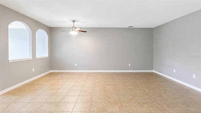 Building Photo - 3696 Parkridge Cir