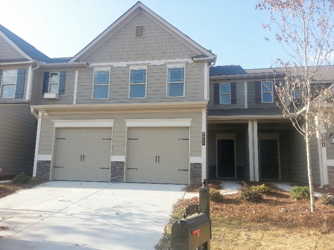 Building Photo - 3556 Village Enclave Ln