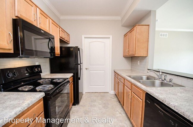 Building Photo - 11202 Professional Park Dr