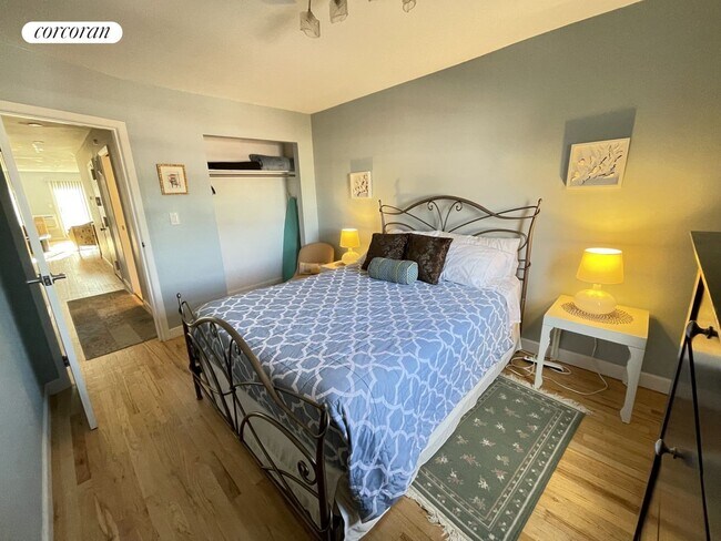 Foto del edificio - 41-32 63rd St