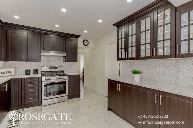 Building Photo - Corner 3-Bedroom Semi-Detached Home with Private Garage & 2 Parking – Brampton