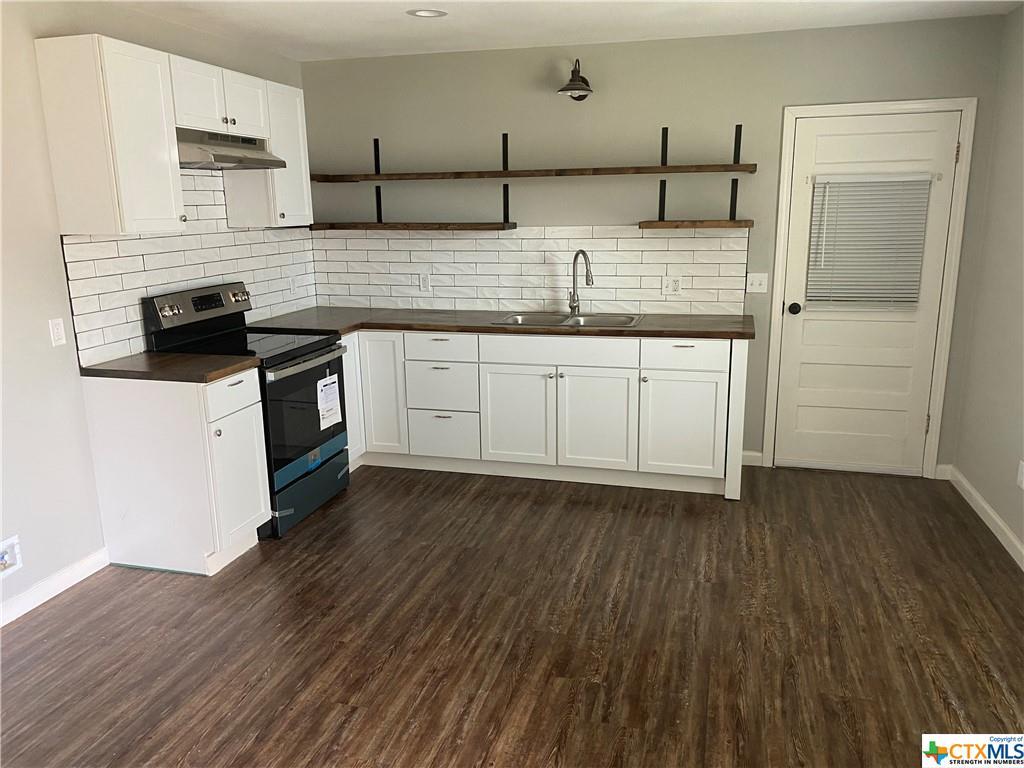 2003 Woodlawn St, Victoria, TX 77901 House for Rent in Victoria, TX