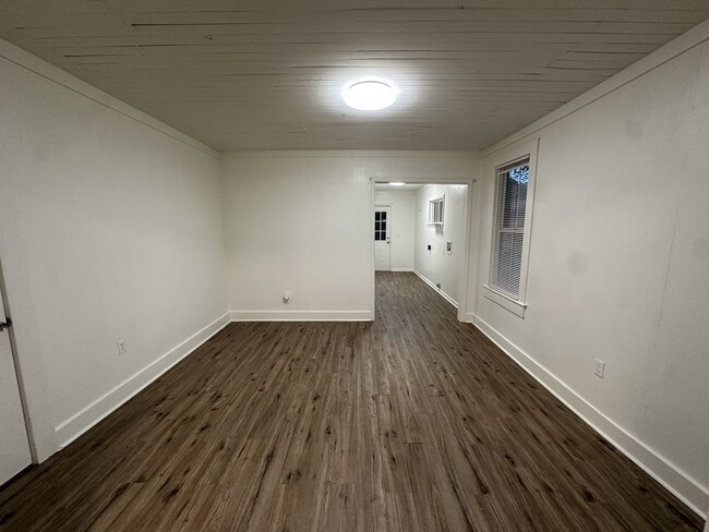 Building Photo - 151 Louisa Blvd