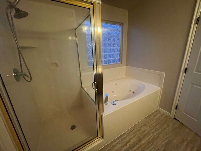 Foto del edificio - Great home in excellent location!!