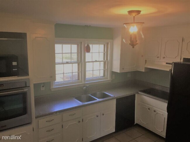 Building Photo - 4 br, 2.5 bath House - 11202 Blendon Ln
