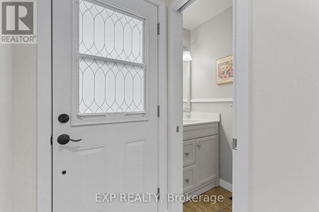 Photo du bâtiment - 6247 Sundown Crescent