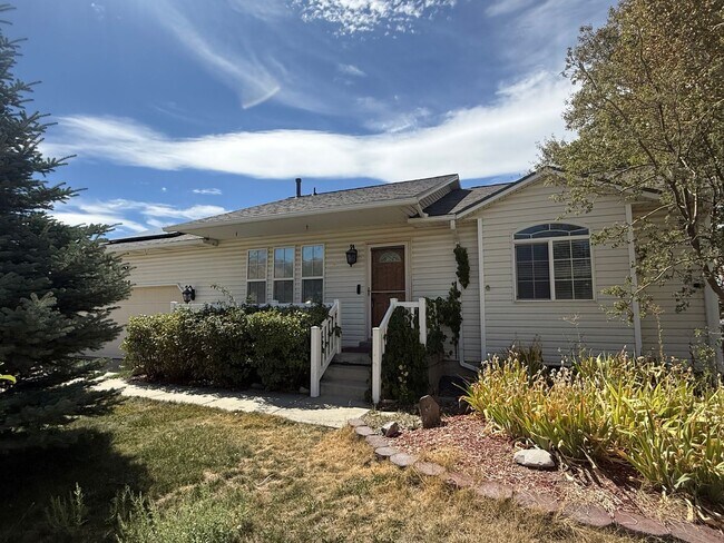 Building Photo - 454 S 980 W