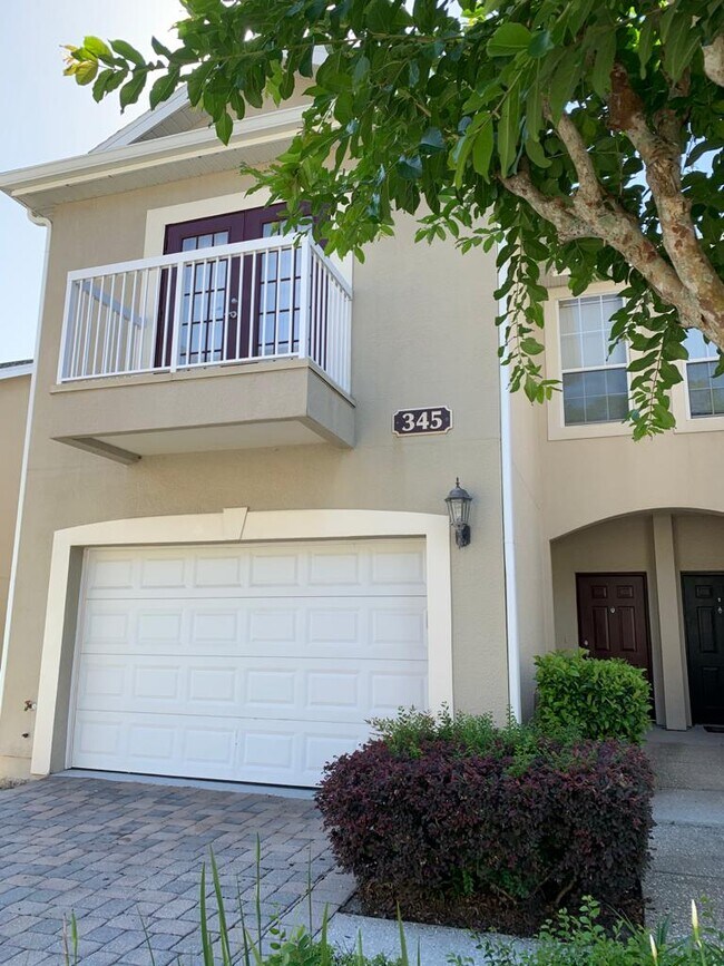 Building Photo - 345 Vanguard Pt
