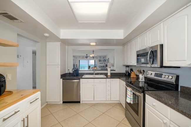 Building Photo - 1455 Florida A1A