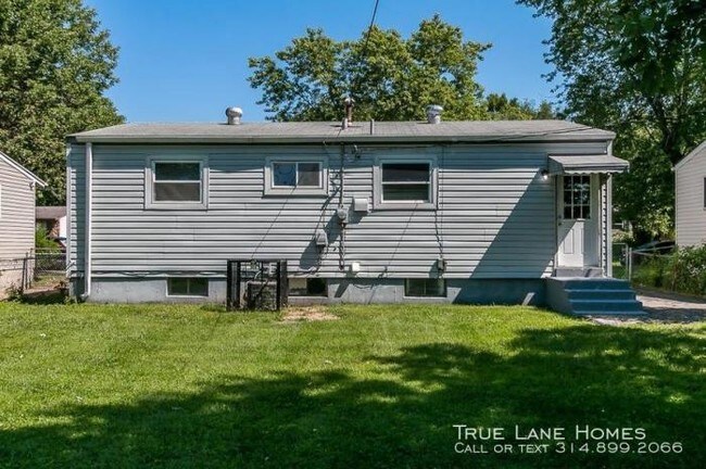 Building Photo - 3 bedroom in St. Louis MO 63138