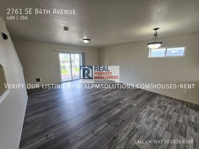 Building Photo - 2761 SE 84th Ave