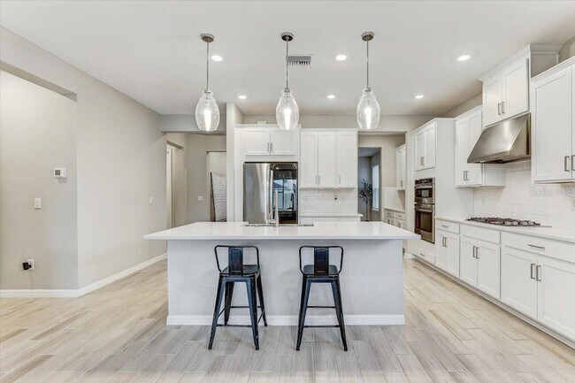 Building Photo - 33886 Landsman Lp