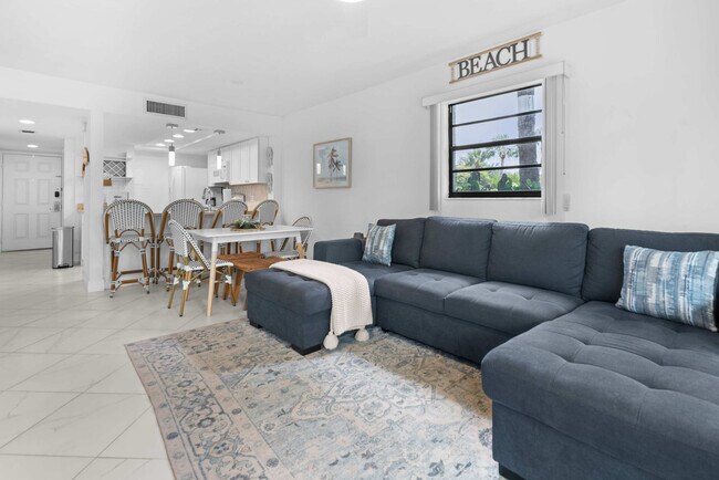 Building Photo - 600 Neapolitan Way