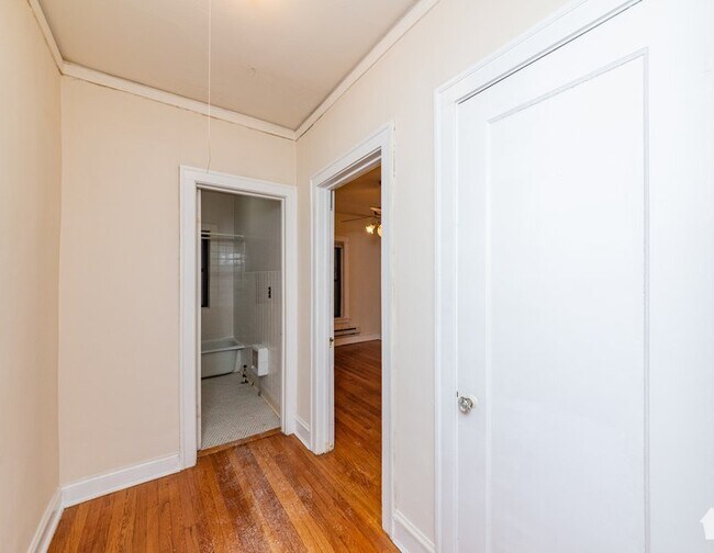 Foto del edificio - 1313 Oak Ave