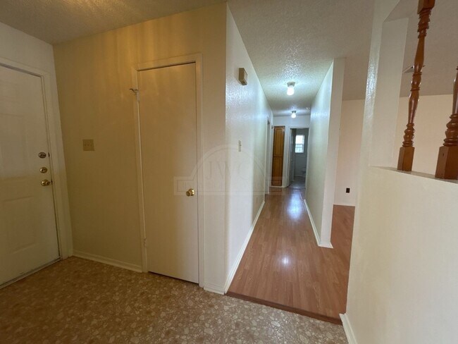 Foto del edificio - 3422 Chisholm Trail